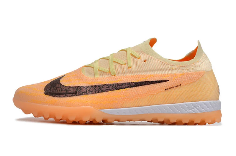 Chuteira Nike Phantom GX Elite Society TF Blaze