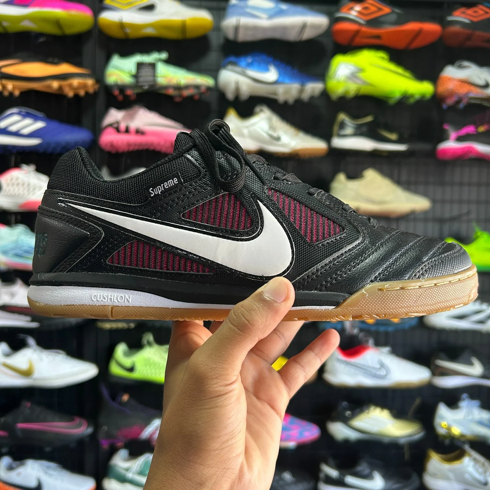 Chuteira Nike SB Gato Futsal + Brinde (Pronta Entrega)