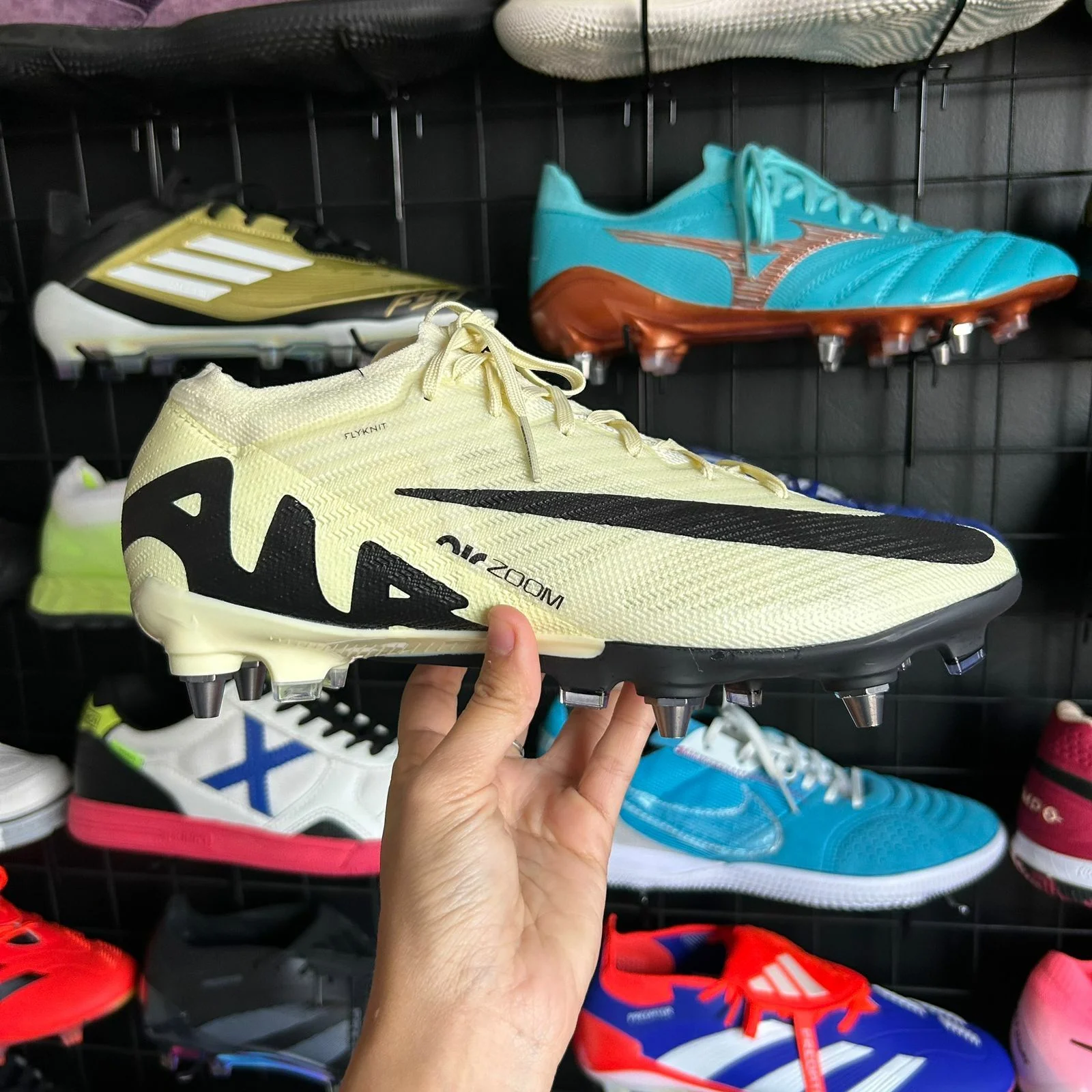 Chuteira Nike Air Zoom Mercurial Vapor 15 Elite SG + Brinde (Pronta Entrega)